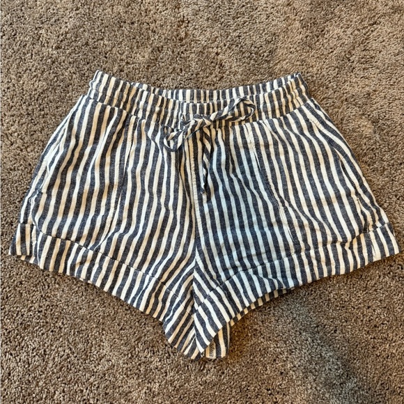 Universal Thread Pants - UNIVERSAL THREADS shorts